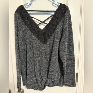 Maurices black top